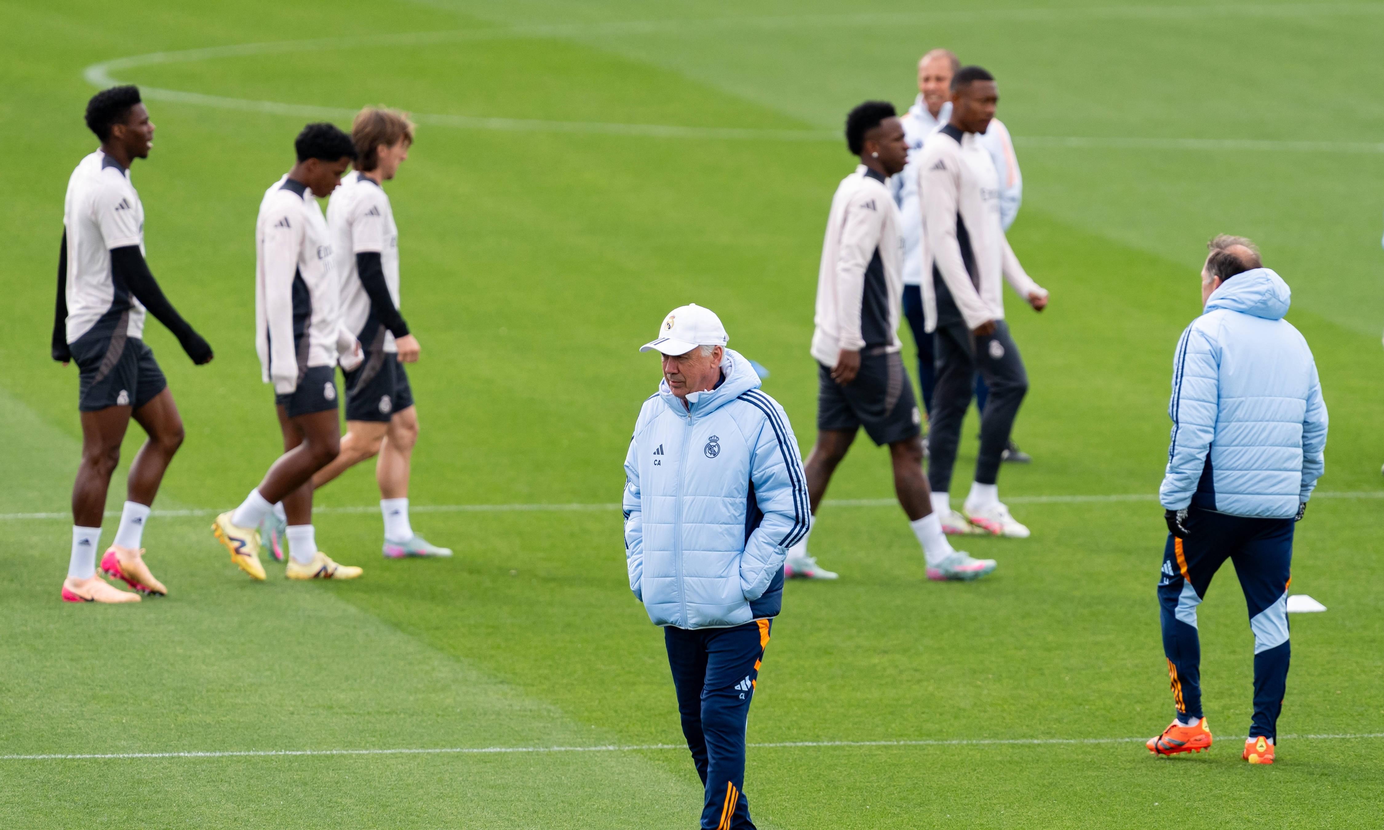 关于赛前皇家社会更衣室发声——欧冠节点到来，媒体盛赞，训练强度明显提升的信息-九游娱乐平台